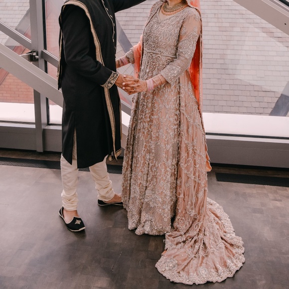 Indian Pakistani Bridal Wedding Long Gown Dress in Light Pink and Peach Pink - Picture 6 of 10